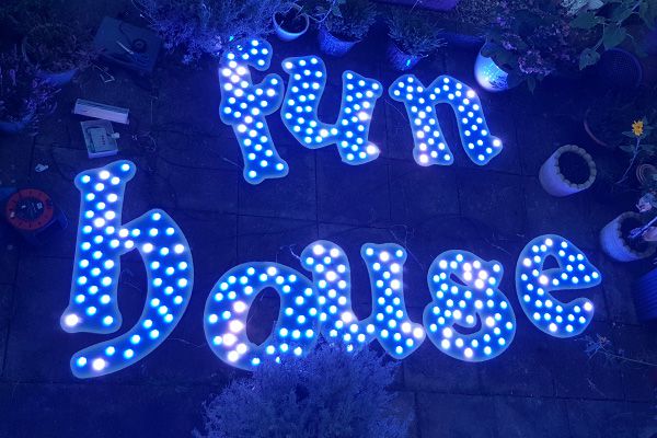 ���͵羺��������������Ӣ�������豸չʾ